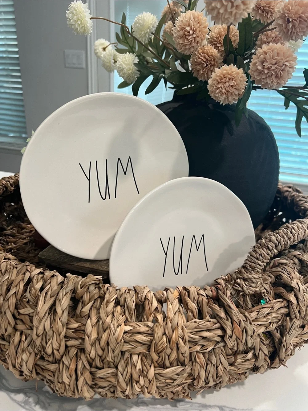 Rae Dunn 2pc YUM Plates.